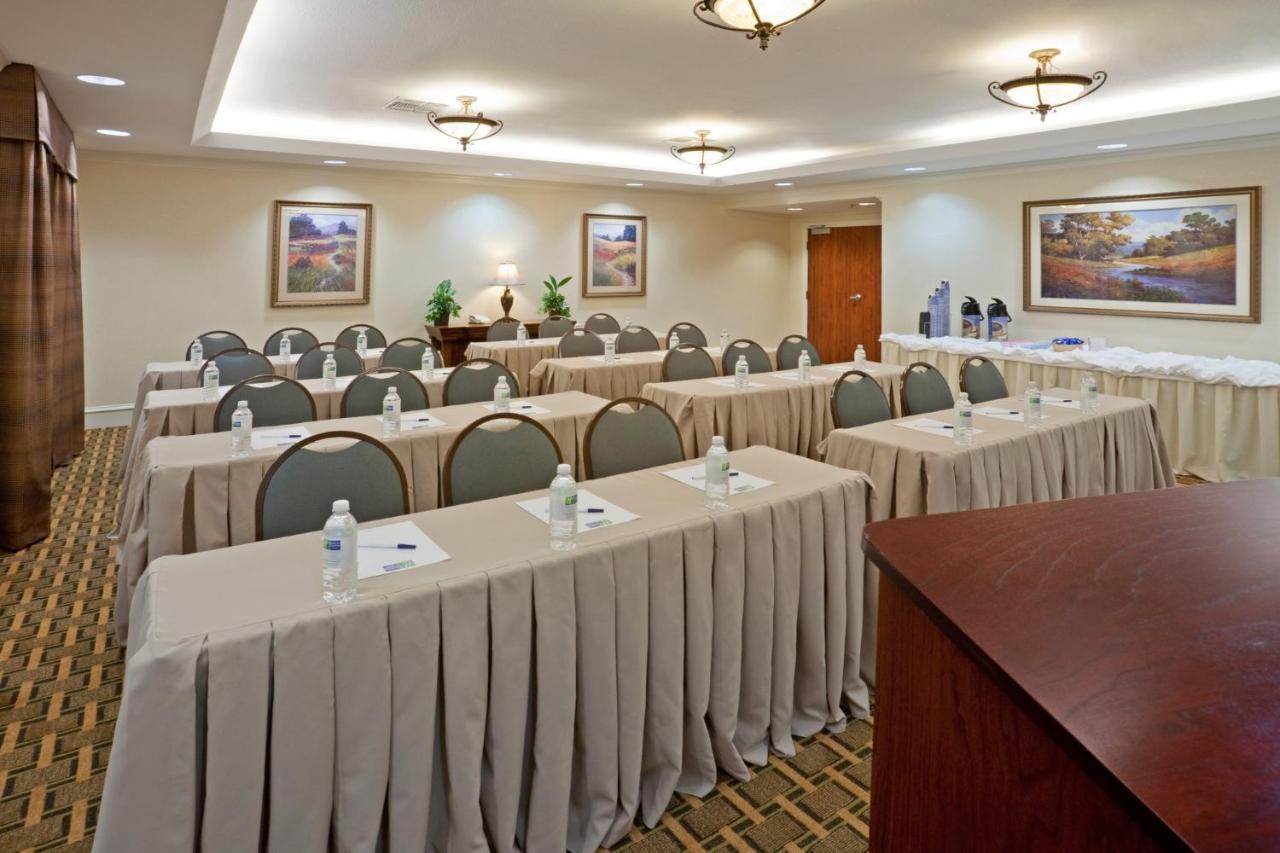 Holiday Inn Express & Suites Waxahachie By Ihg Kültér fotó